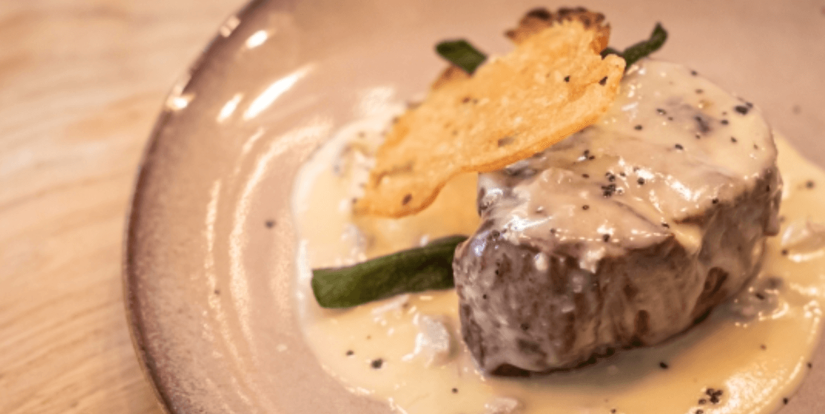 Beef fillet (300gr) with gorgonzola 